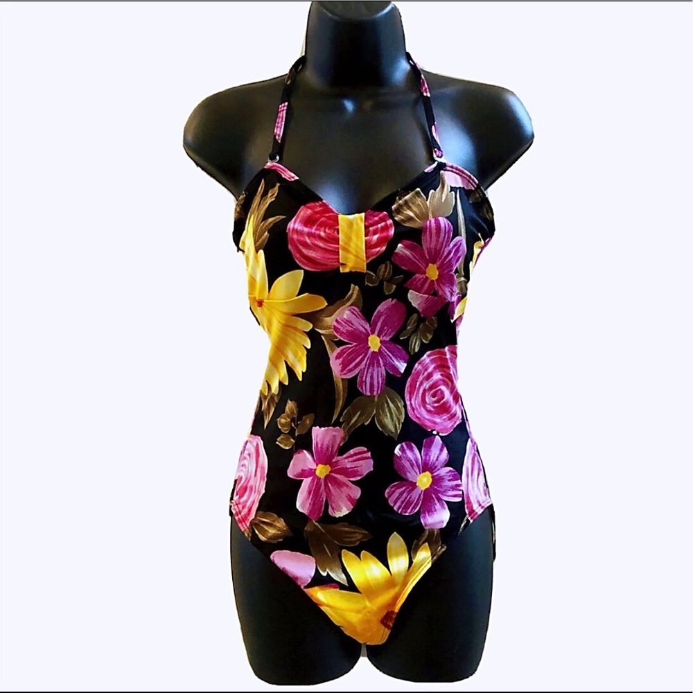 Tropical onepiece bathing suit